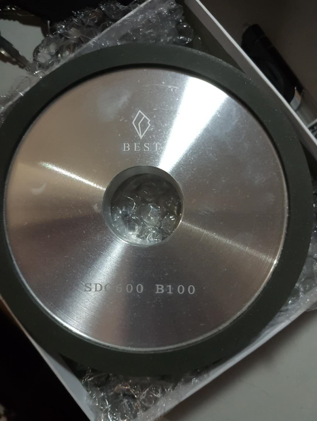 钻石砂轮，国产一品，规格：150D-25T-36H，粒度200W