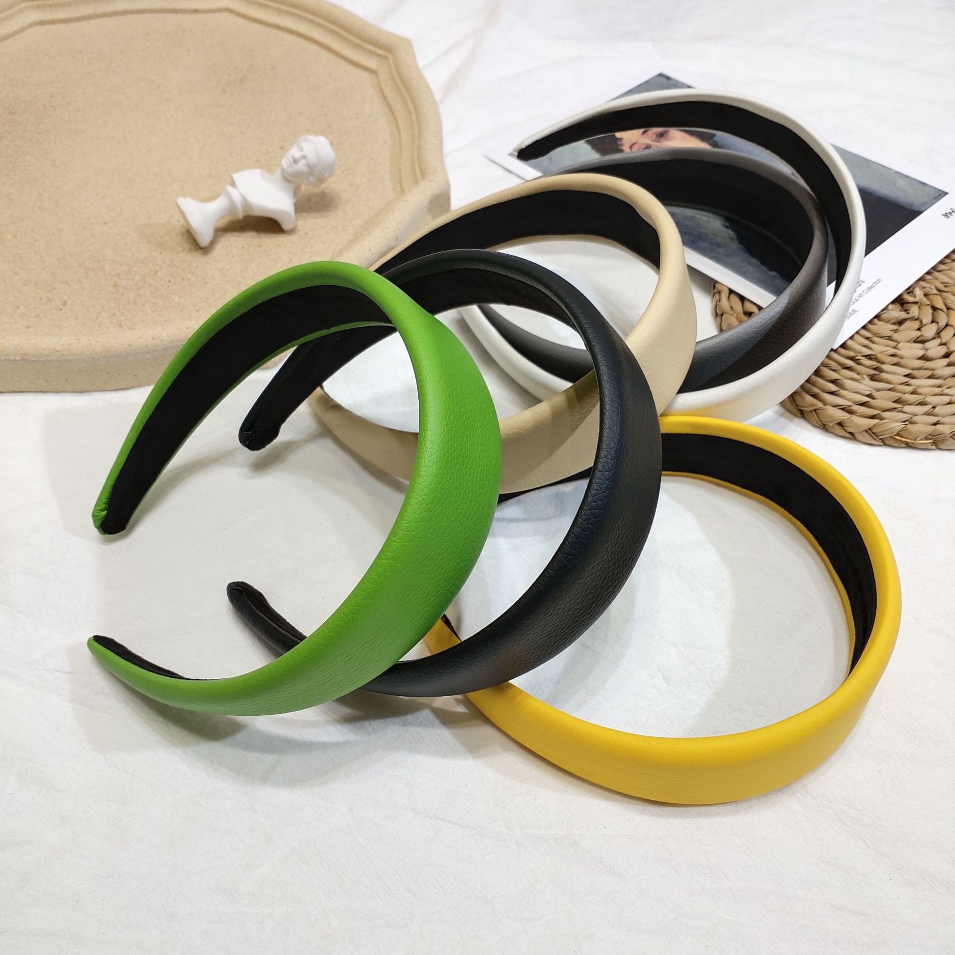 Simple New Leather Simple Headband display picture 10