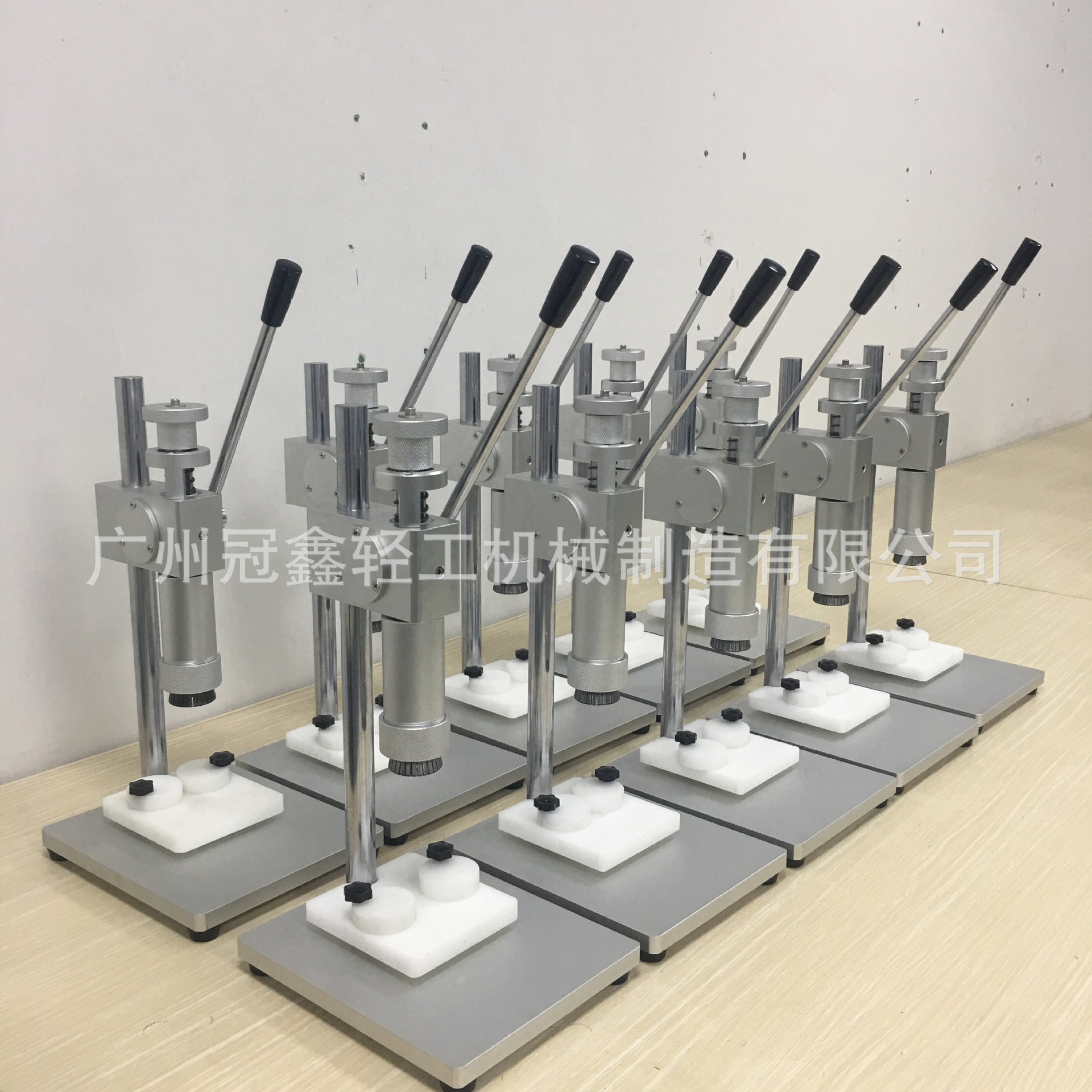 香水抓口机 香水轧盖机 喷雾瓶手动封口机 香水瓶收口机 香水压盖