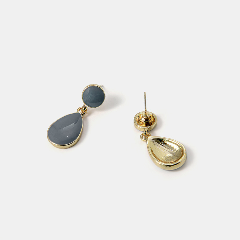 Korean Popular S925 Premium Gray Drop Oil Earrings Female Water Drop Alloy Simple Fashion Earrings display picture 3