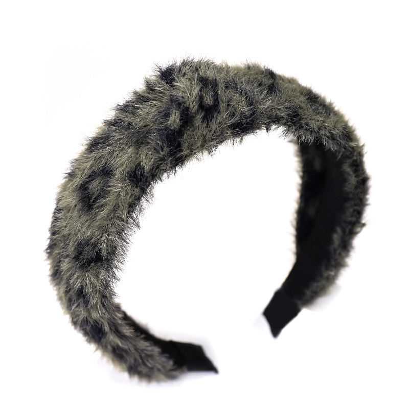 Retro Small Fragrant  Mink Hair Leopard Polka Dot Middle Twisted Headband display picture 2