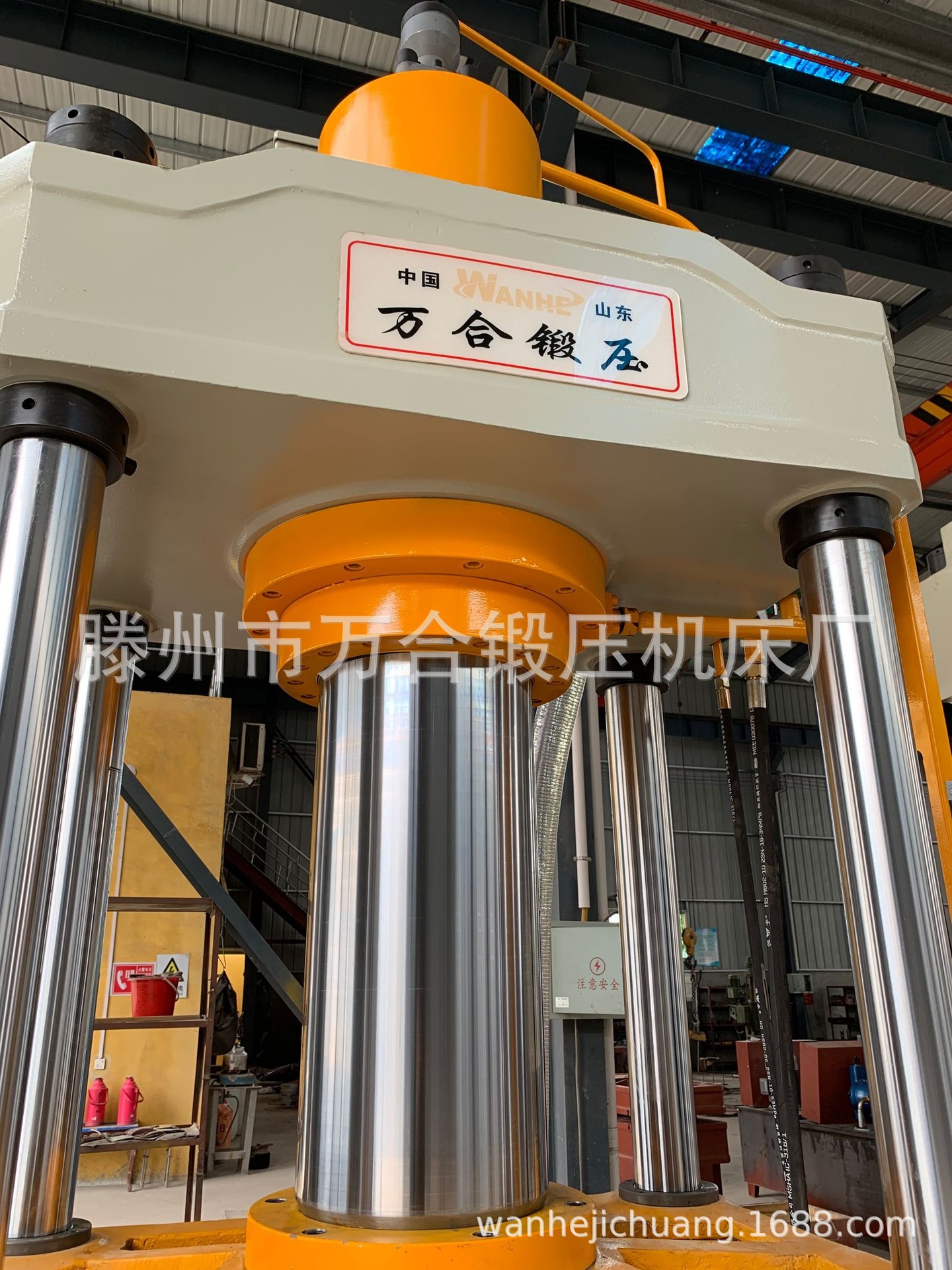 CE01C30F839B1C9F9B4488D3057AE0