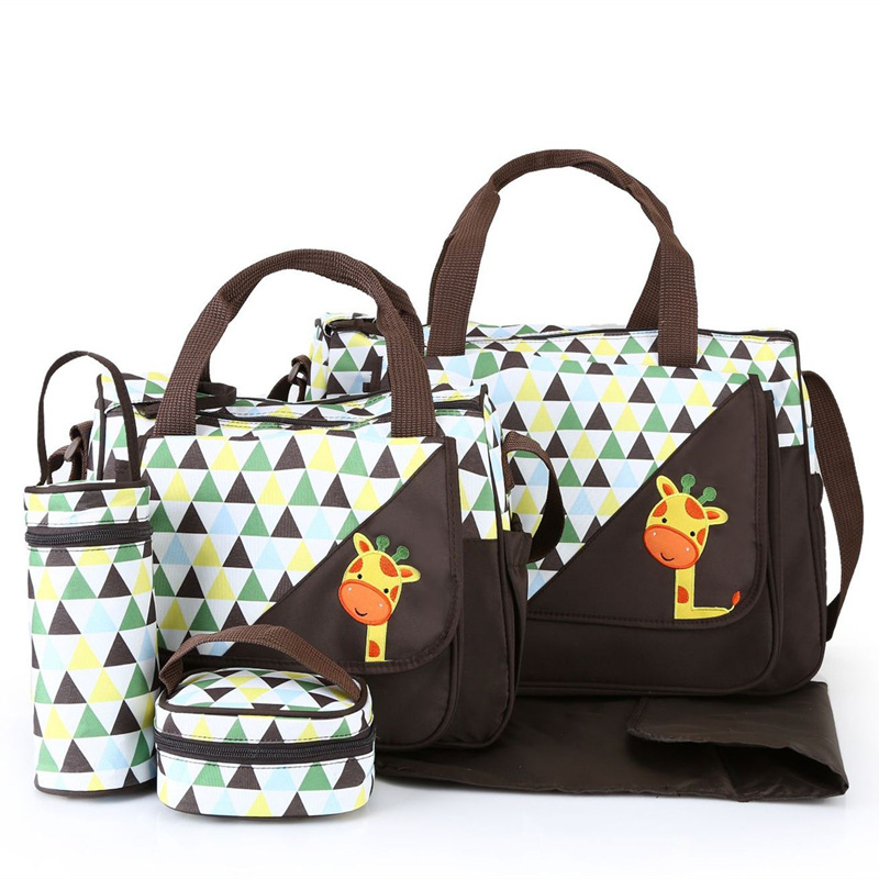 9895676769_2097625164