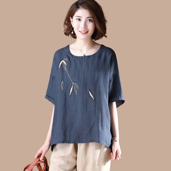 Embroidered T-shirt with short sleeves and ramie jacket spliced  