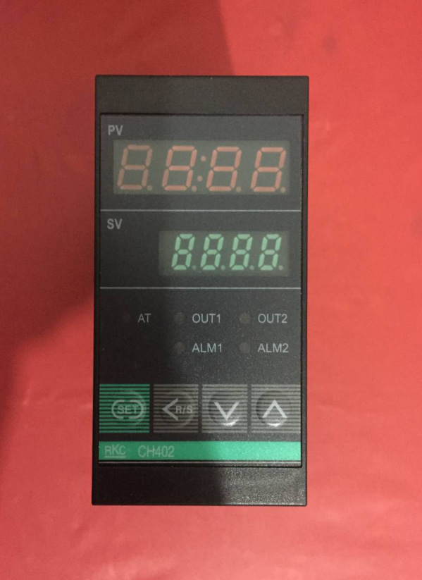 温控表 CH402   FK02-V*GN-NN   0-400度