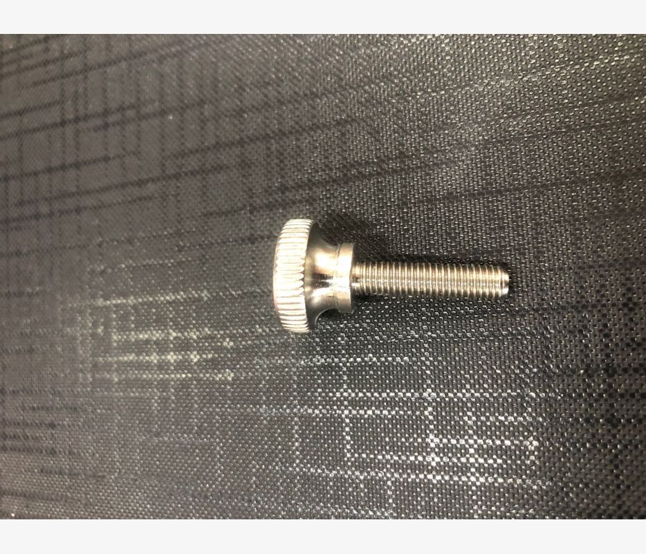 GB834不锈钢304 滚花高头螺钉M6*16 国标  手拧螺钉