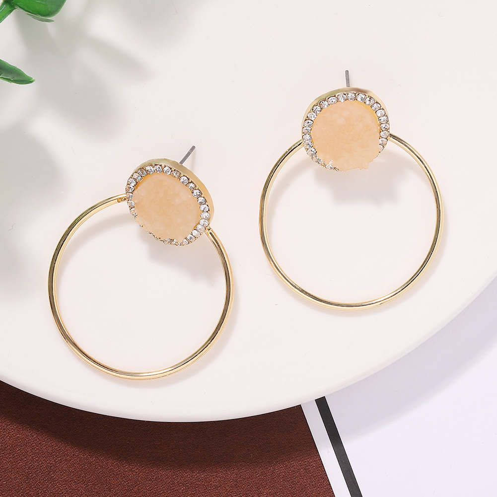 Alloy Diamond Earrings Fashion Geometric Earrings Simple Earring Accessories Wholesale display picture 8
