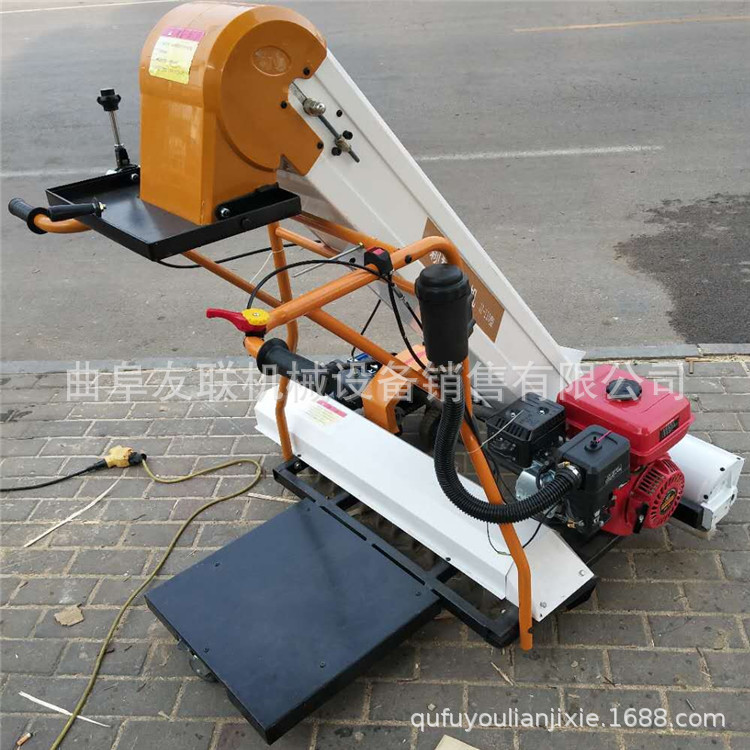 汽油高效小型收谷机 晒场小麦自动装袋机 手推式谷物装袋机60