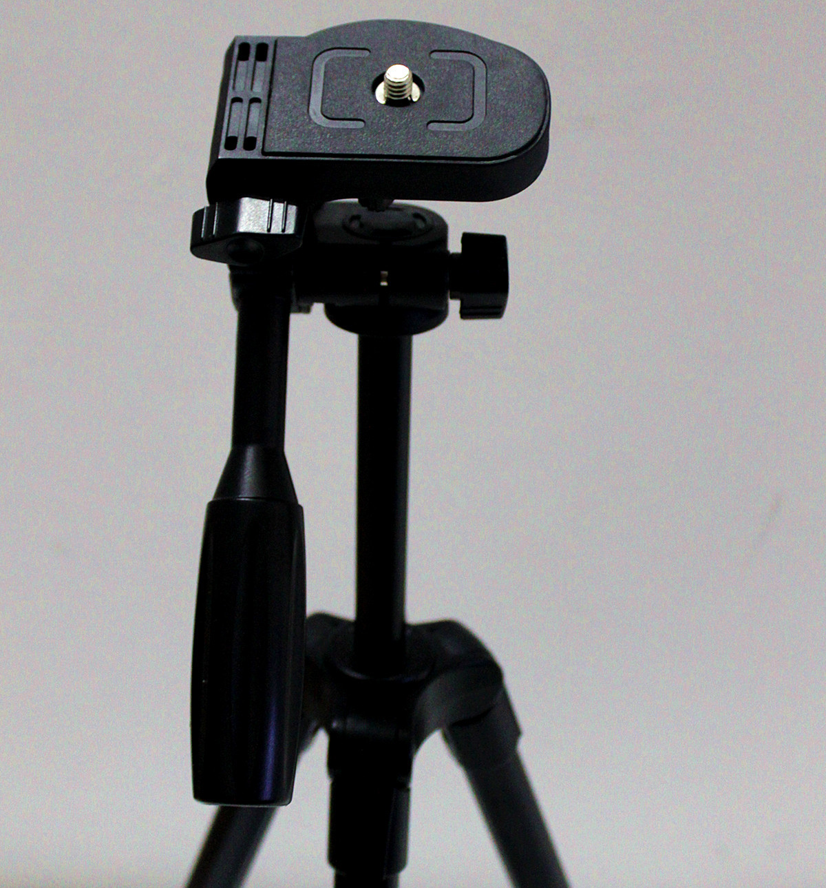 云腾VCT-520 轻便型三脚架 单反 微单便携 超轻三脚架摄像三脚架