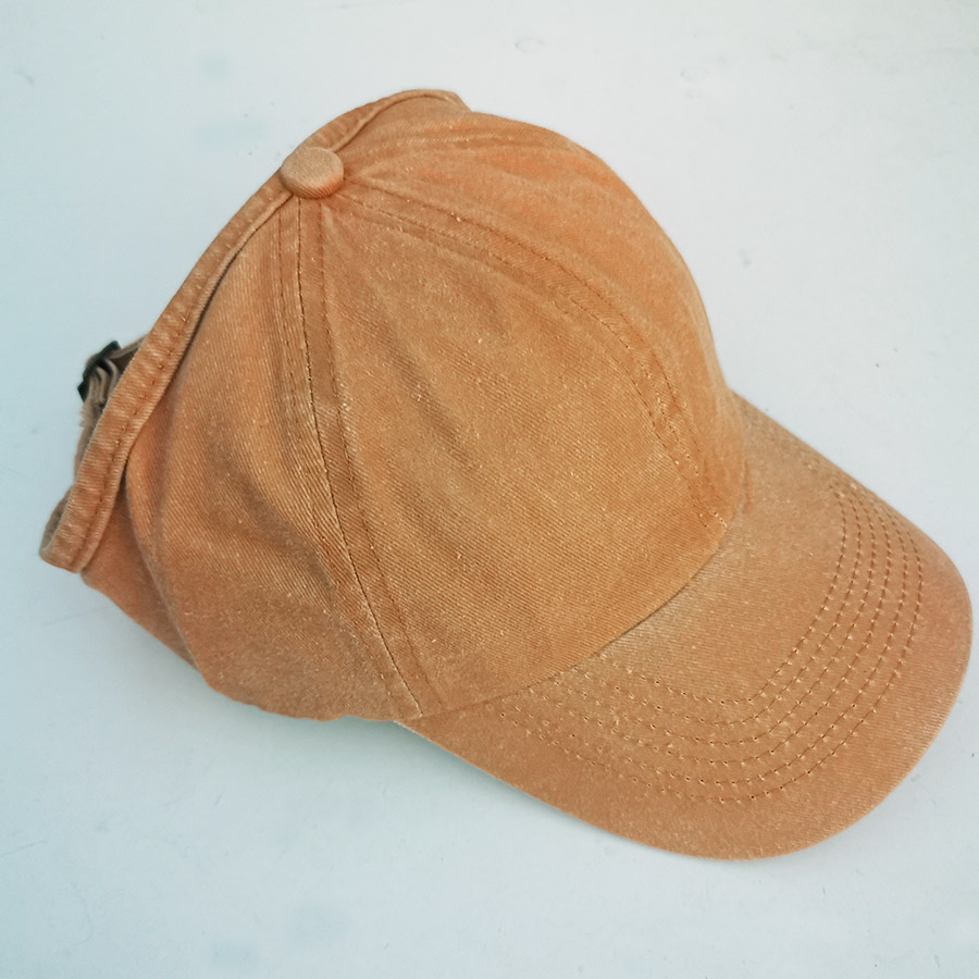 Women's Fashion Solid Color Curved Eaves Baseball Cap display picture 6