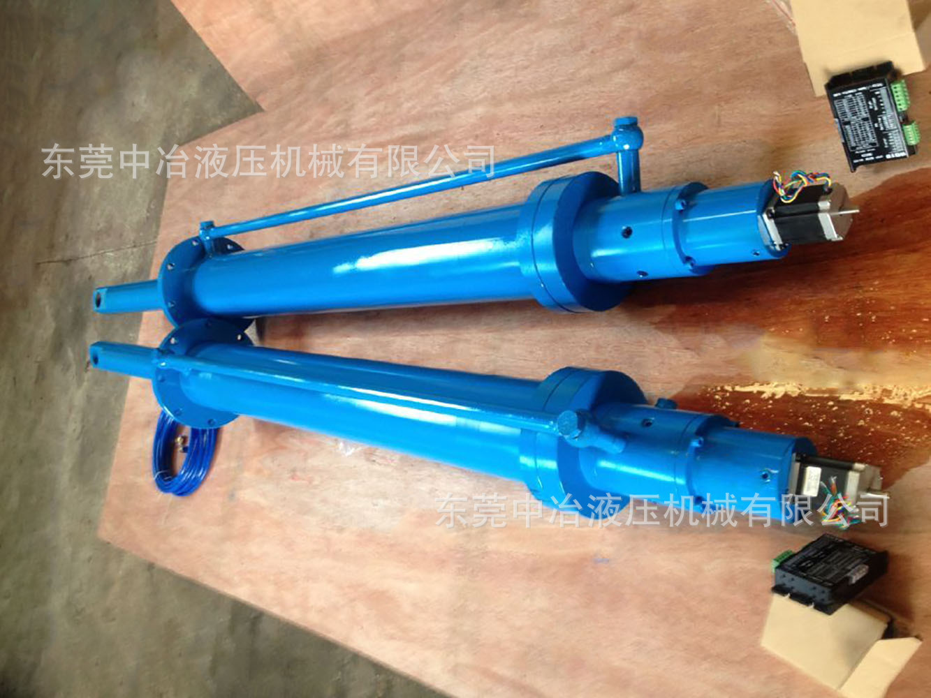 中冶厂家供应数字油缸数字液压缸