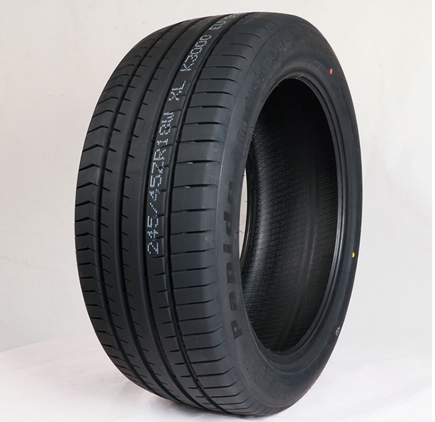 厂家直销高速度汽车轮胎品质保证康培森三年质保17寸轿车轮胎