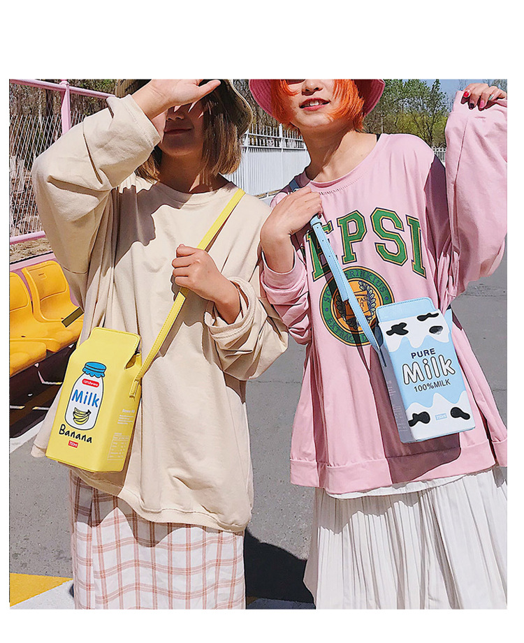 397g Weight Polyester Lining Material Magnetic Buckle Closure Type Single Shoulder Strap Strap Type Square Bag Bags Type Casual, Daily Occasion Pu Leather Material Fruit Pattern All Seasons Season Women'S Gender Cute Style Square Shape Orange, Rose Red Color Small Size Women's Small Pu Leather Square Bag Shoulder Bag 17