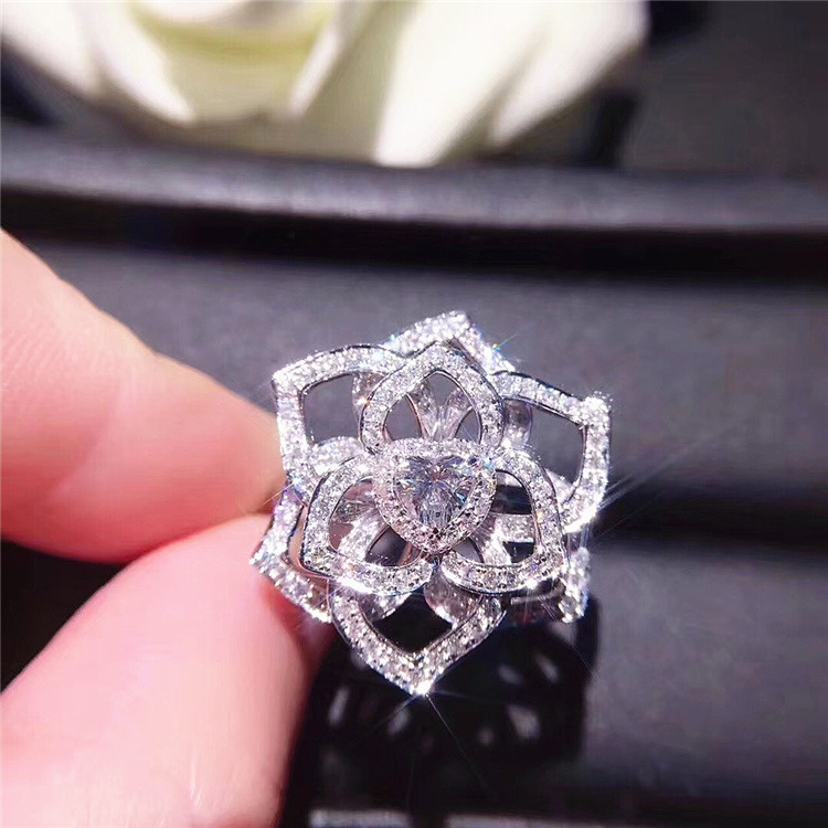 Zhen Rong AliExpress wish best selling 18K white gold plated full diamond heart-shaped rose simulation zircon engagement ring for women