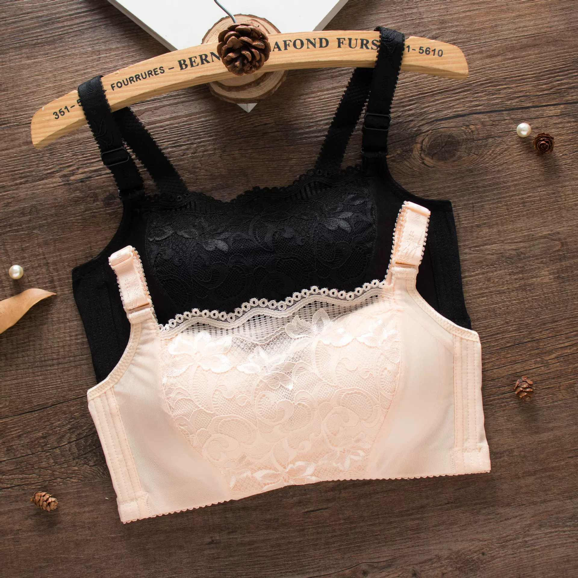 梦舒婷781#超厚抹胸文胸蕾丝无钢圈馒头杯聚拢调整型内衣