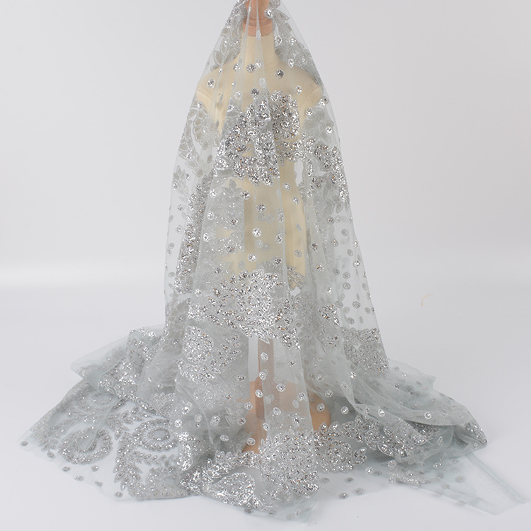 Fabricante de suministro de pailleta plateada ojo rociado oro tela de malla vestido de moda tela de rendimiento