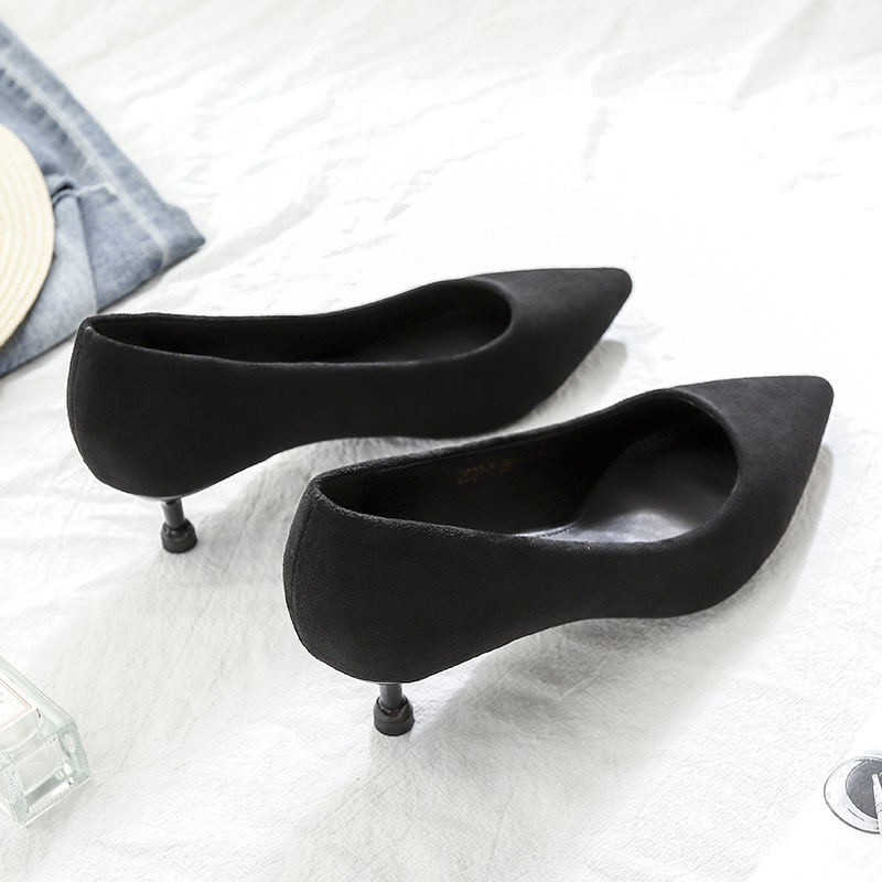 Ventas directas de fábrica 2019 otoño nuevo estilo tacones altos puntiagudos zapatos de mujer de tacón de aguja todo fósforo boca baja zapatos de trabajo de tacón medio para mujer