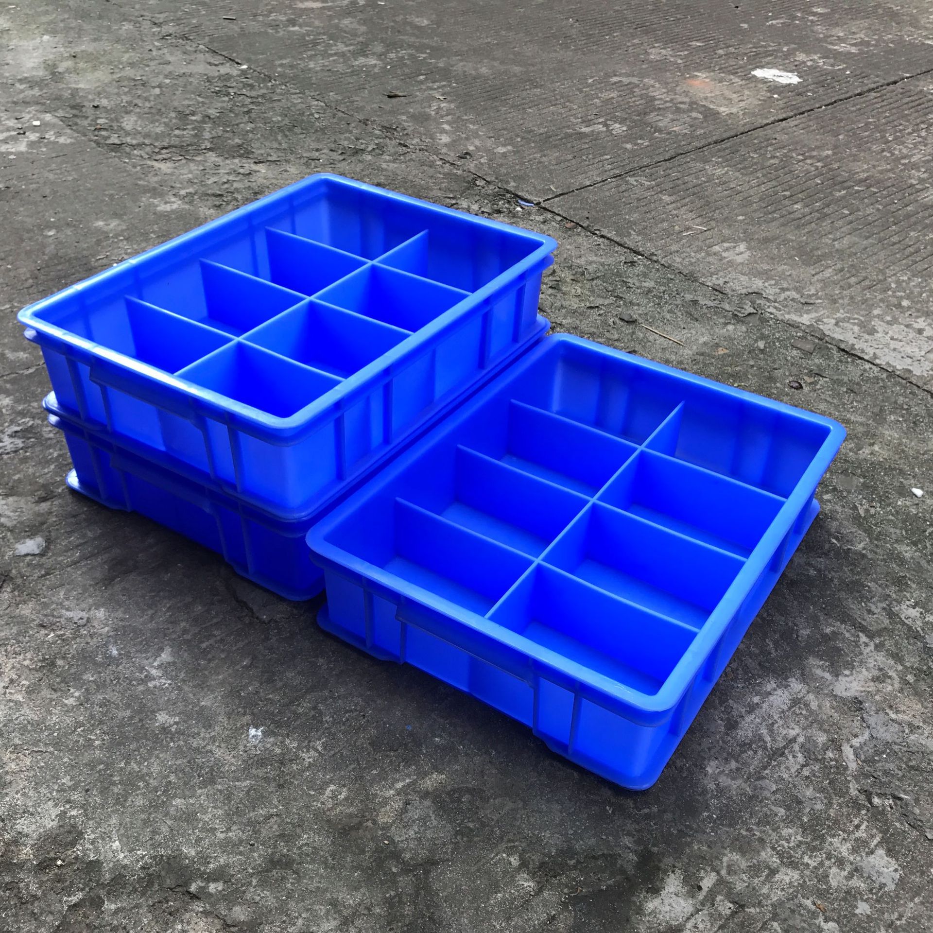 10格蓝色塑料分格盒零件收纳盒593*380*140工具盒螺丝元件分类盒