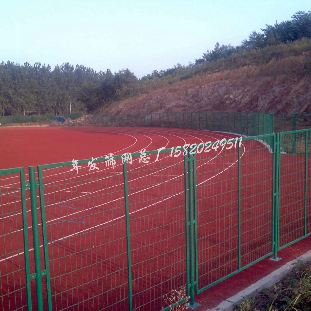 广佛工厂大量供应绿色铁丝网护栏现货 疫情防控隔离围栏2m高