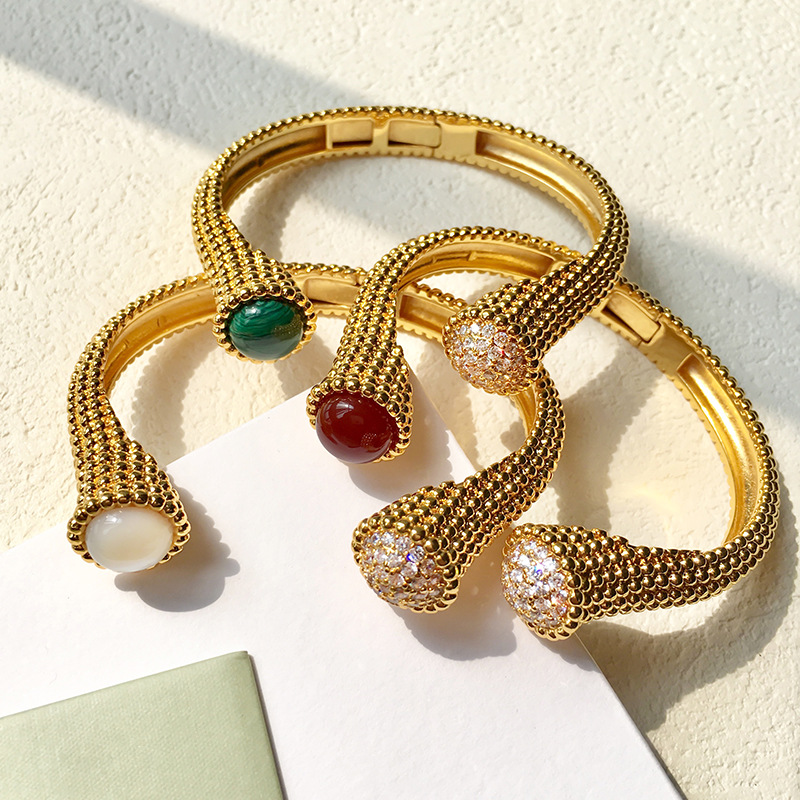 Wholesale Jewelry Vacation Simple Style Solid Color Copper Zircon Inlay Bangle display picture 9