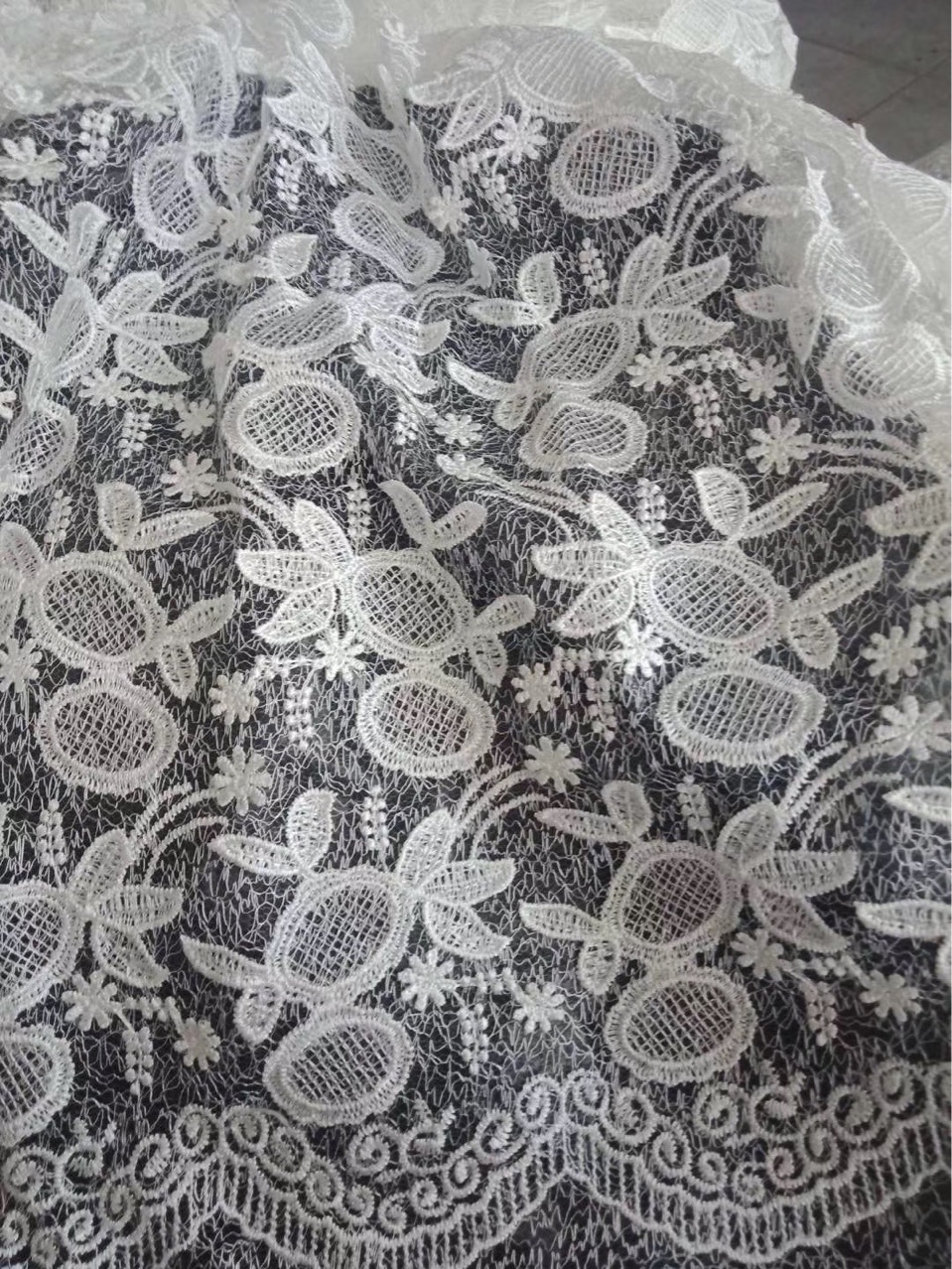 特密亂網繡花 立體繡花 亂網繡花 連衣裙繡花面料 女裝面料