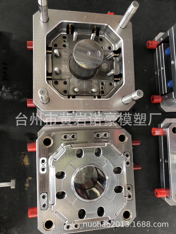 Oil bucket, sealing bucket, mop bucket, milk tea cup plastic mold professional production, short cycle and affordable price