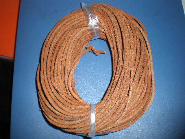 厂家出售4.5mm本色皮绳   毛面牛皮绳真皮圆皮绳本色 棕色 黑色