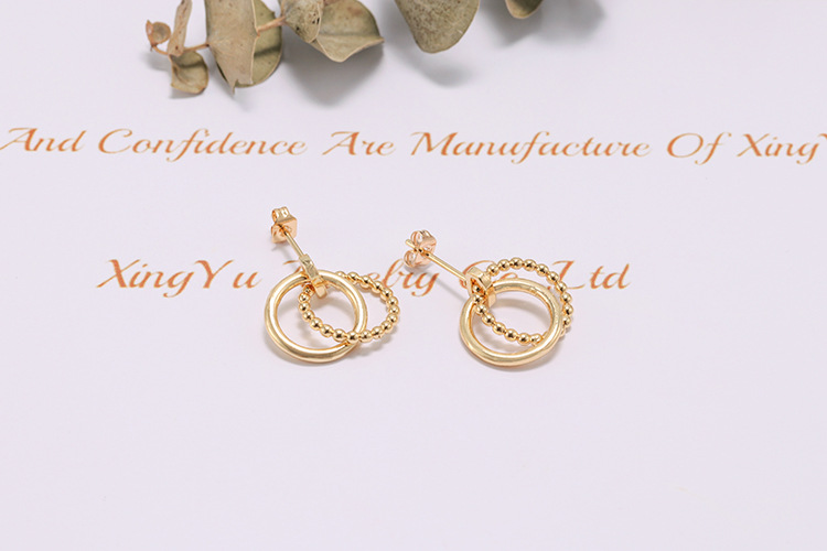 Simple Gold-plated Bead Circle Earrings Wholesale display picture 3