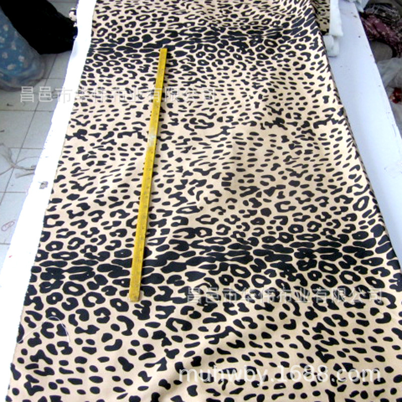 涤棉45*45 里料布 豹纹 迷彩  圆点 工艺品布料 印花布