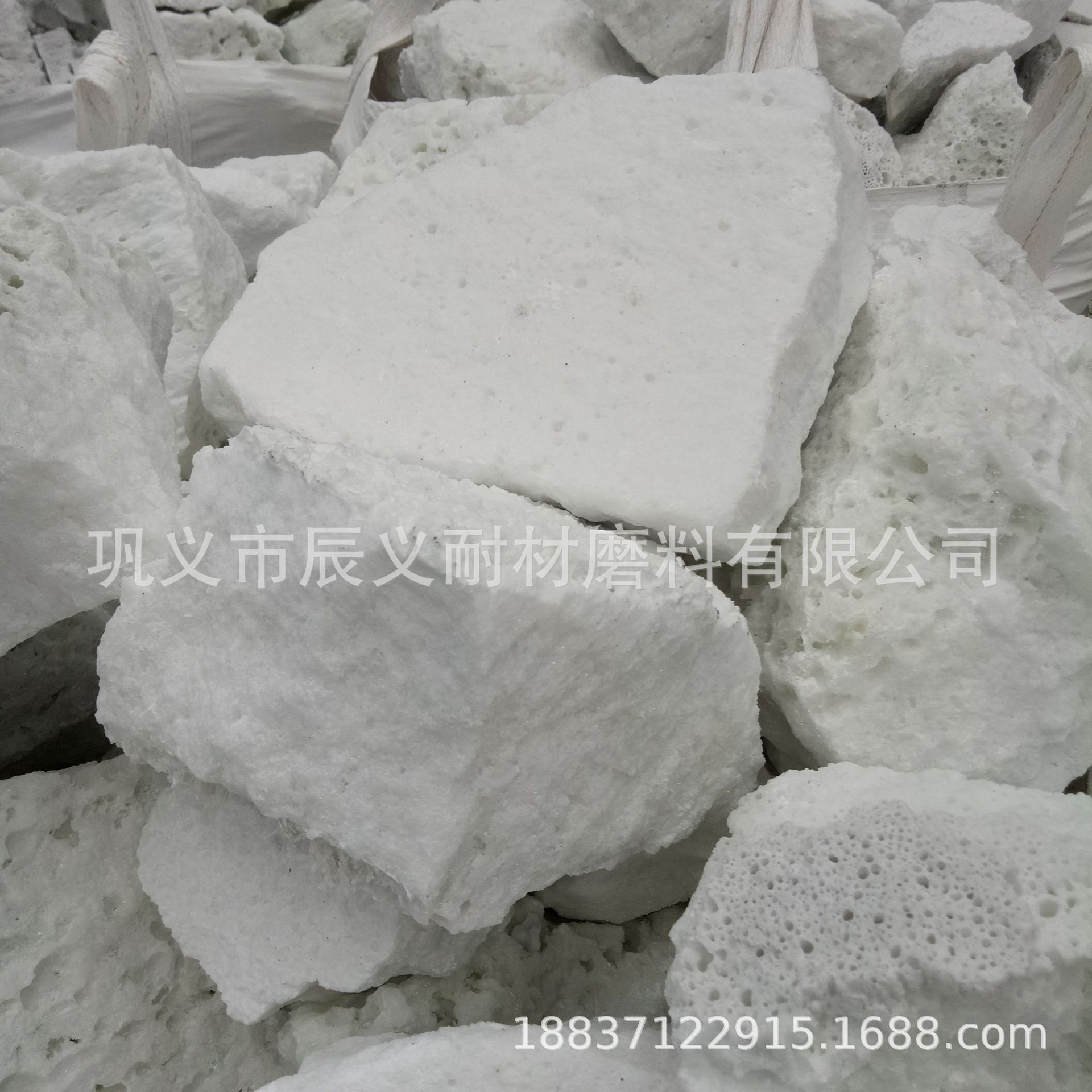 出口白刚玉粉 陶瓷喷砂氧化铝白刚玉磨料 高纯高含量白刚玉水洗砂-阿里巴巴