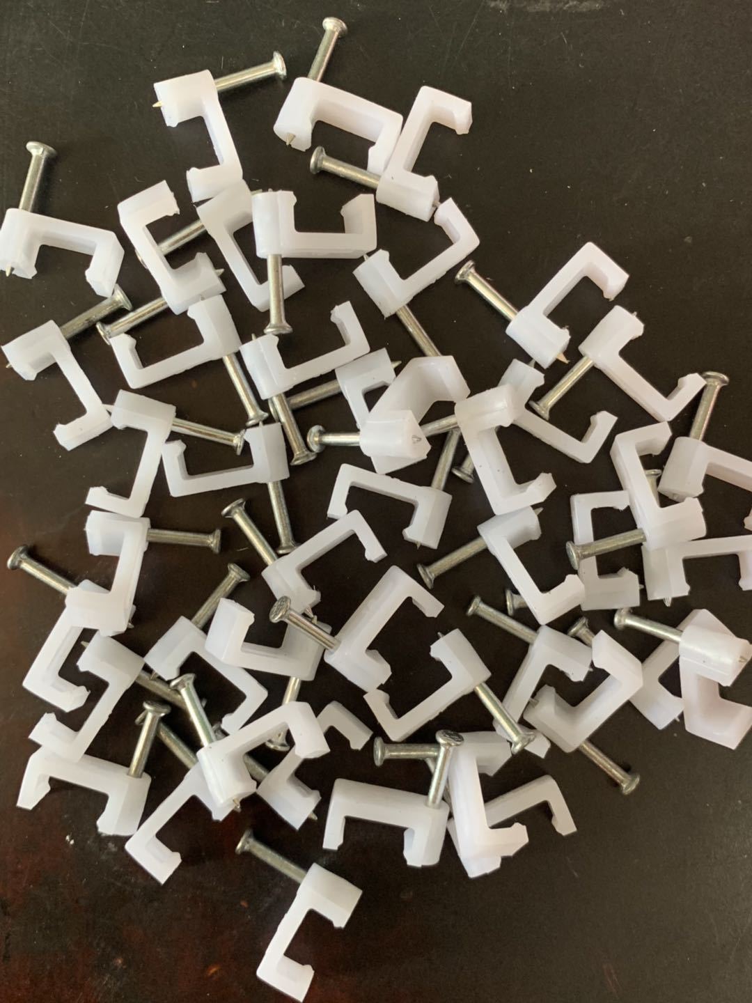 钢钉线卡扁形 固定电线网线扣墙钉线电线卡扣理线器  多规格