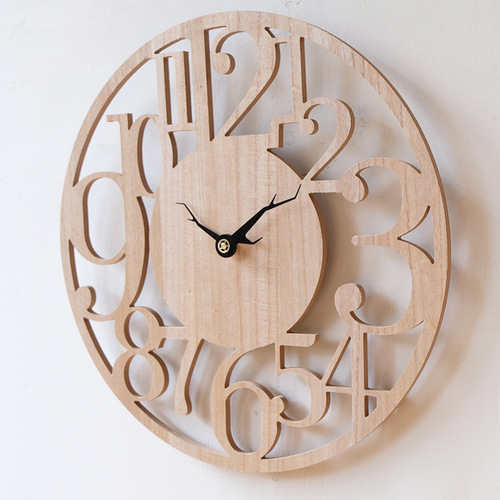 European Style Creative Romantic Large Number Abstract Clocks, Ginkgo Wood Light Luxury Living Room Home Dining Room Modern Simple Hanging Clock