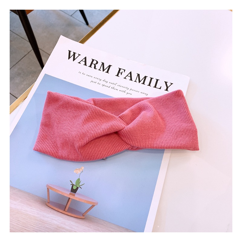 Simple New Woolen Knitting Wild Cross-style Hair Band display picture 3