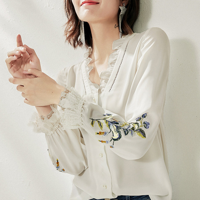 Autumn fashion V-neck long sleeve embroidered chiffon shirt