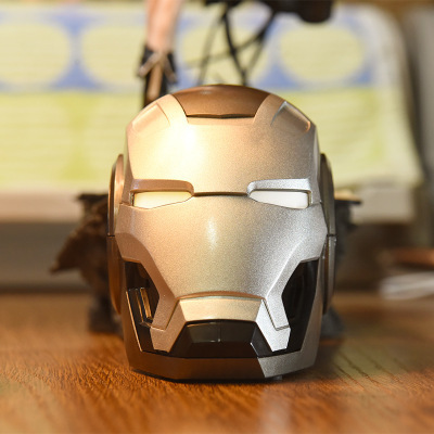 New Iron Man Bluetooth Speaker, Creative Gift, Wireless Smart Radio with Subwoofer, Card Slot Phone Speaker
