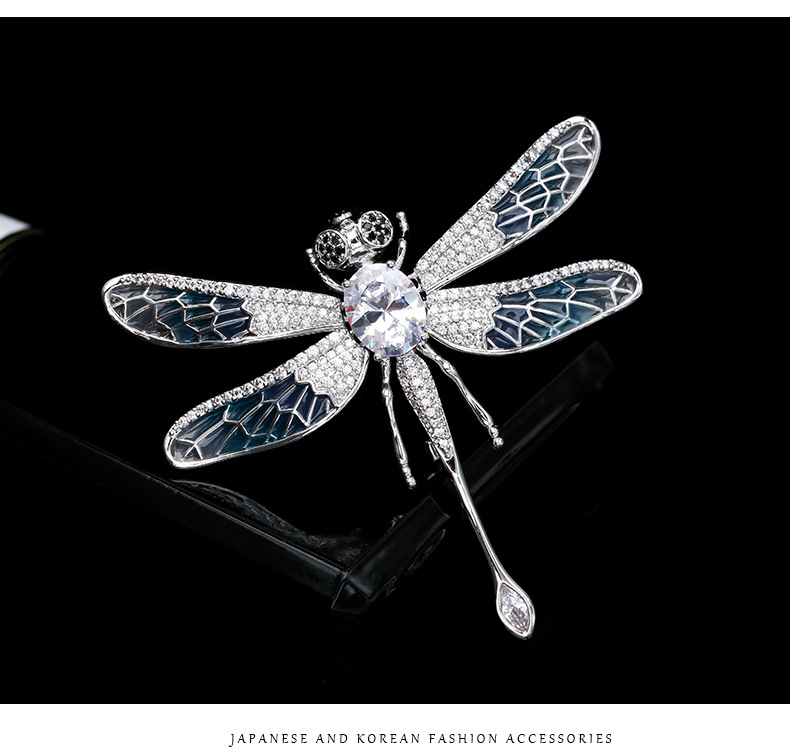 Dragonfly Brooch Female Personality Wings Pin Coat Cardigan Painted Corsage display picture 4