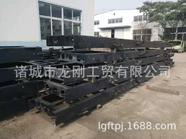 驾驶室及配件;车身及附件;后桥