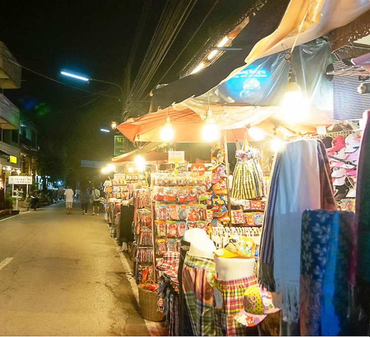 新春走底层兰州城关：夜市焰火气 年味正浓时