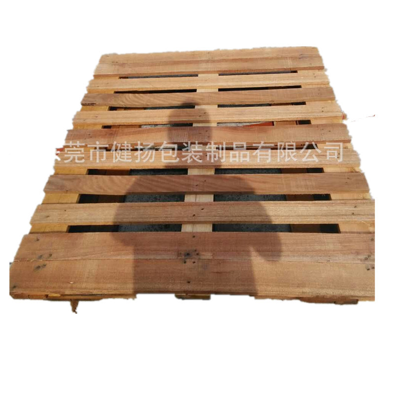 Wooden Pallet Fumigation Pallet solid wood Card board solid wood Floor plate Wooden pallets Font Card board Four Forklift