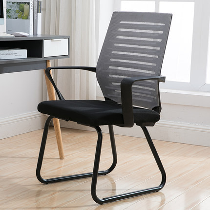 Стул с бантом из серой сетки с черной рамой