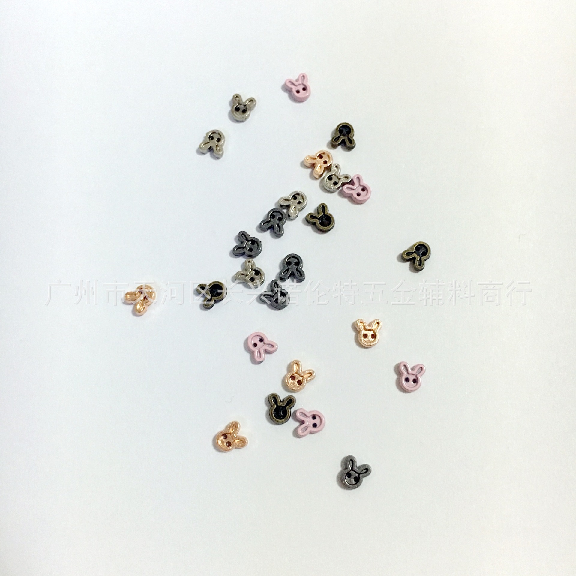 700C08DD-7D7A-4BCD-B9DE-4854AE