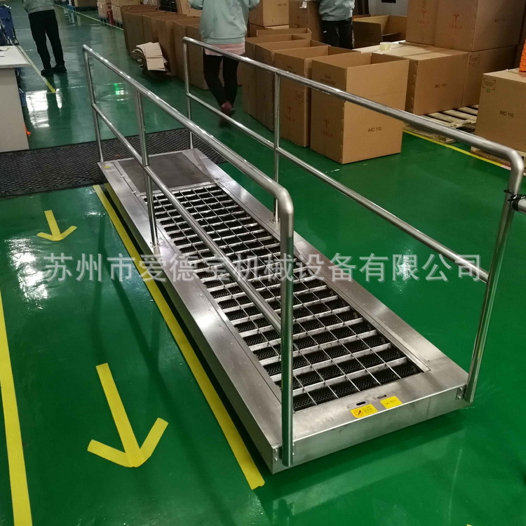 厂家供应 辊轴式鞋底清洁机 鞋底清洗机 辊筒式清洁范围更广更宽