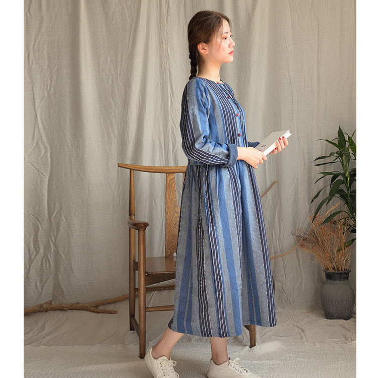 Autumn Fashion Skirt Artistic Striped Long Skirt with Buckle Improved Cheongsam and Velvet Dress 623-1