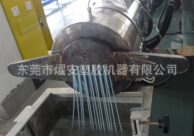燿安供应单螺杆混色造粒机塑料再生挤出机拉粒机染色抽料生产线