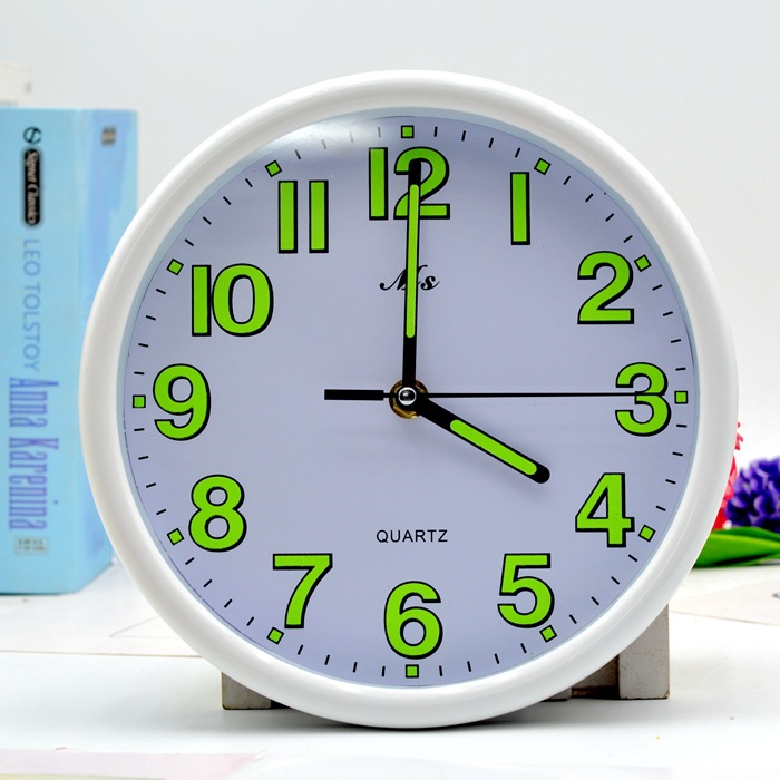 Reloj al por mayor 9 pulgadas luminoso mudo redondo Reloj de pared simple decoración del hogar moda sala de estar Reloj de pared