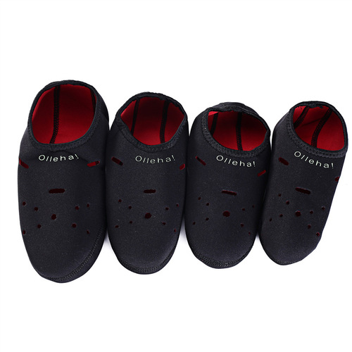 Cross-border hot selling neoprene socks Korean heating socks autumn and winter cold protection home floor socks non-slip socks