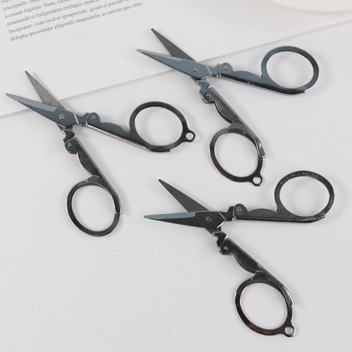 Manufacturer supplies home-use travel scissors, portable folding stainless steel scissors, physical store wholesale supply
