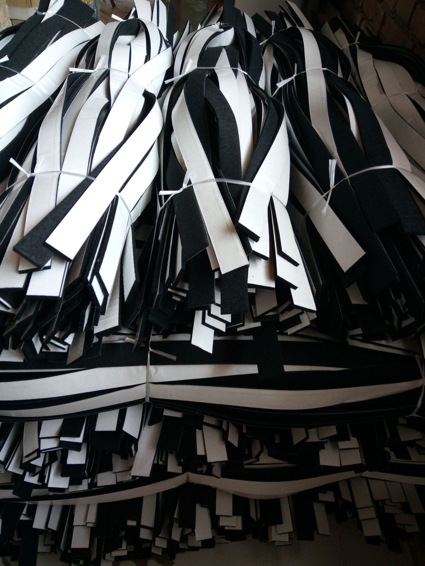 毛毡圈垫 毛毡轮 毡条 羊毛毡密封条 吸油毛毡条 背胶毛毡条块|ru