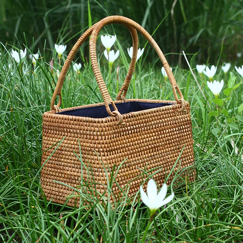Straw beach purse, bag