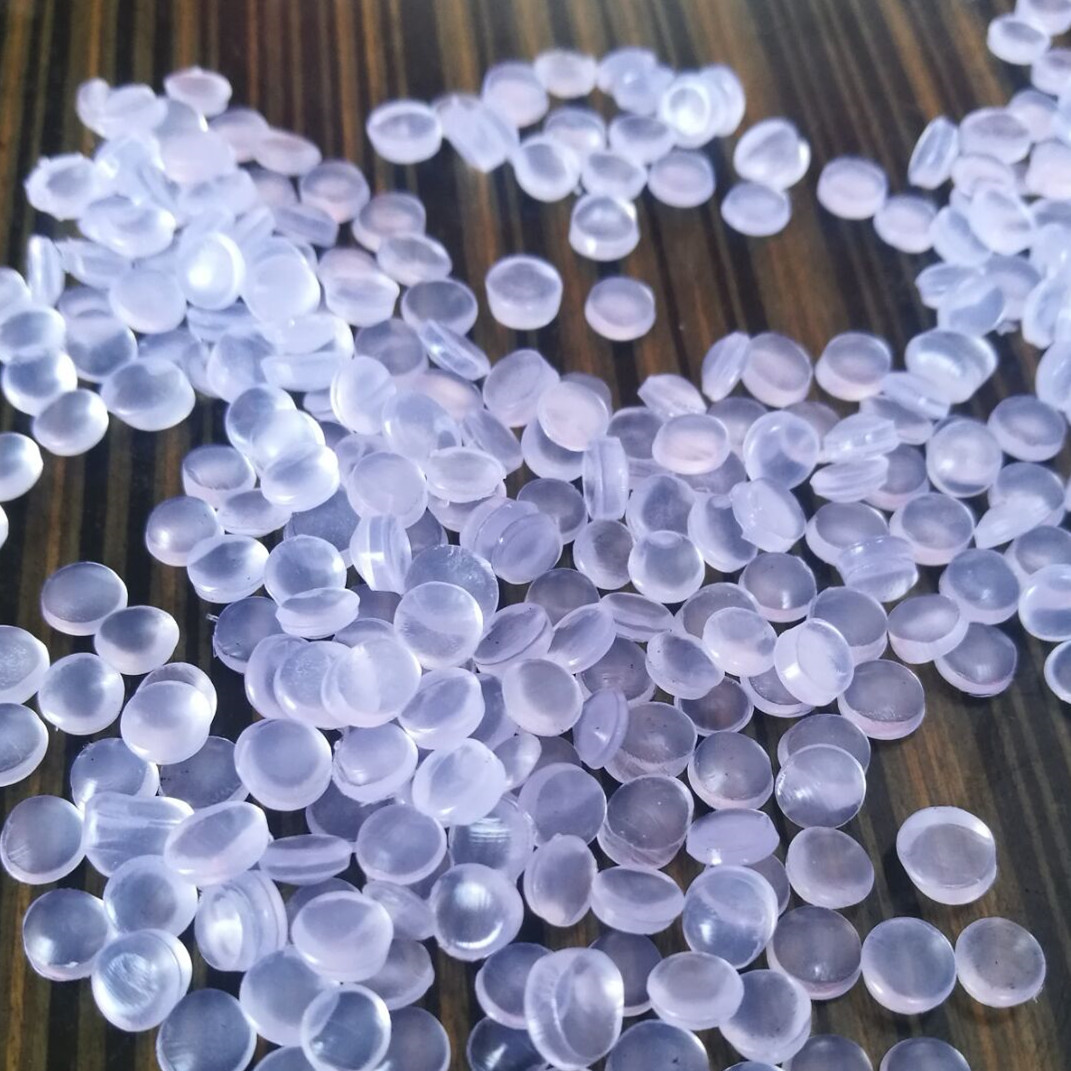 硬质PVC颗粒 PVC透明蓝注塑级挤出级胶粒120度高流动性 PVC原料-阿里巴巴